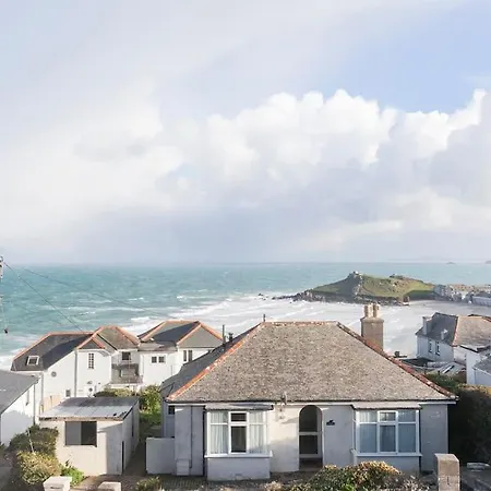 Seascape Holiday home *